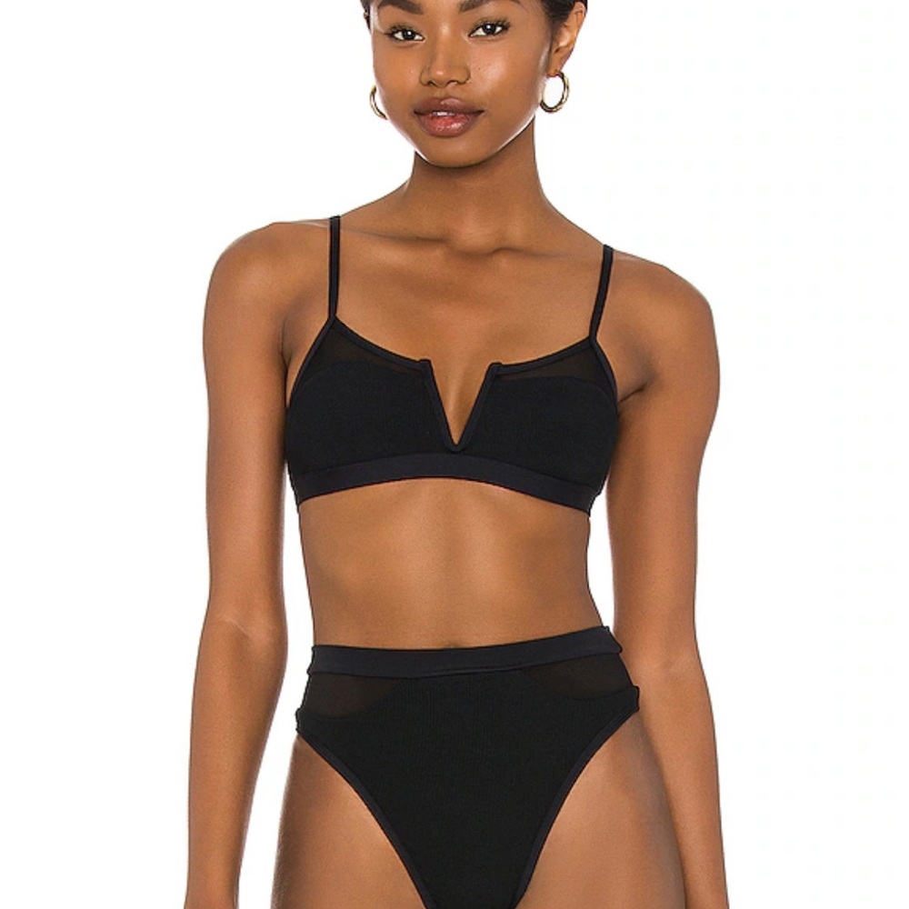 L*Space Sadie Bikini Top in Black XS